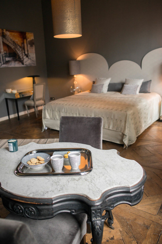 Marnie Et Mister H Bed and Breakfast Rennes Eksteriør billede