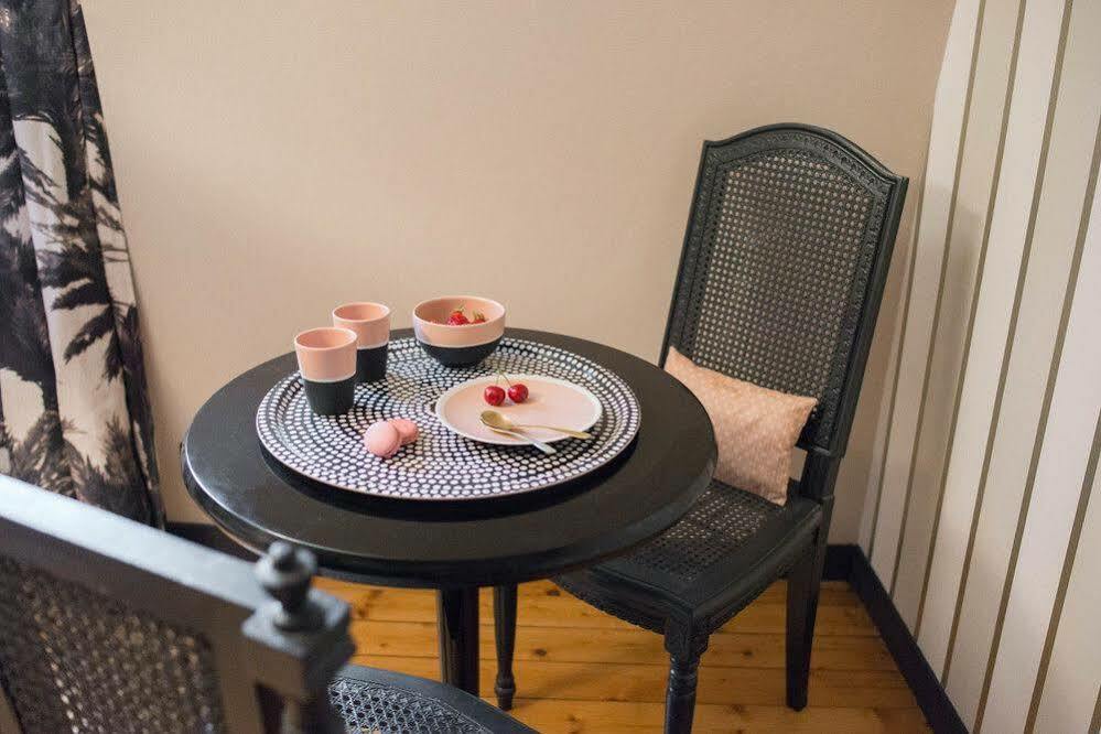 Marnie Et Mister H Bed and Breakfast Rennes Eksteriør billede